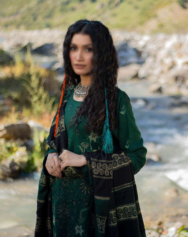Shah Man Dhanak Zari Fancy Emb Coll:24 By Sobia Waseem D-01