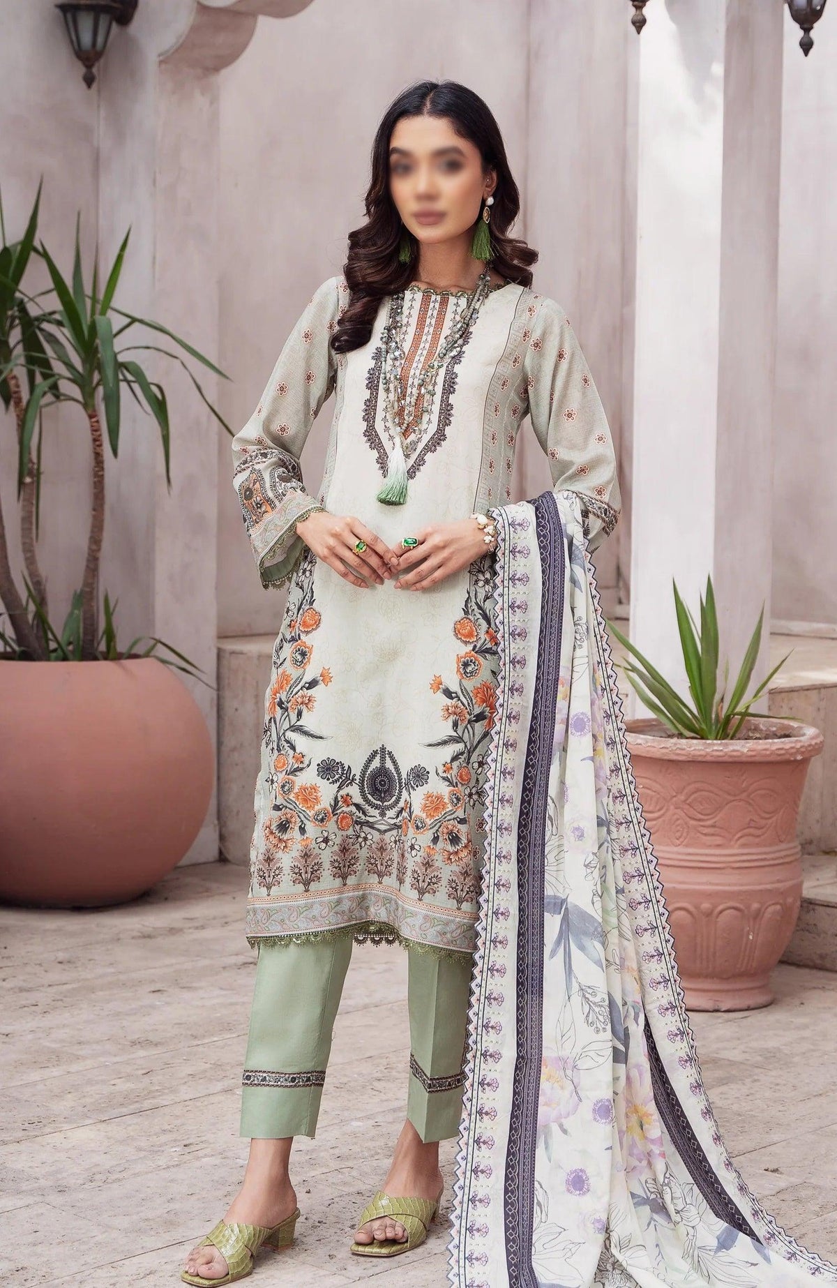 Cutwork Bliss Lawn Dupatta Edition Vol-Three ALZOHAIB D-02