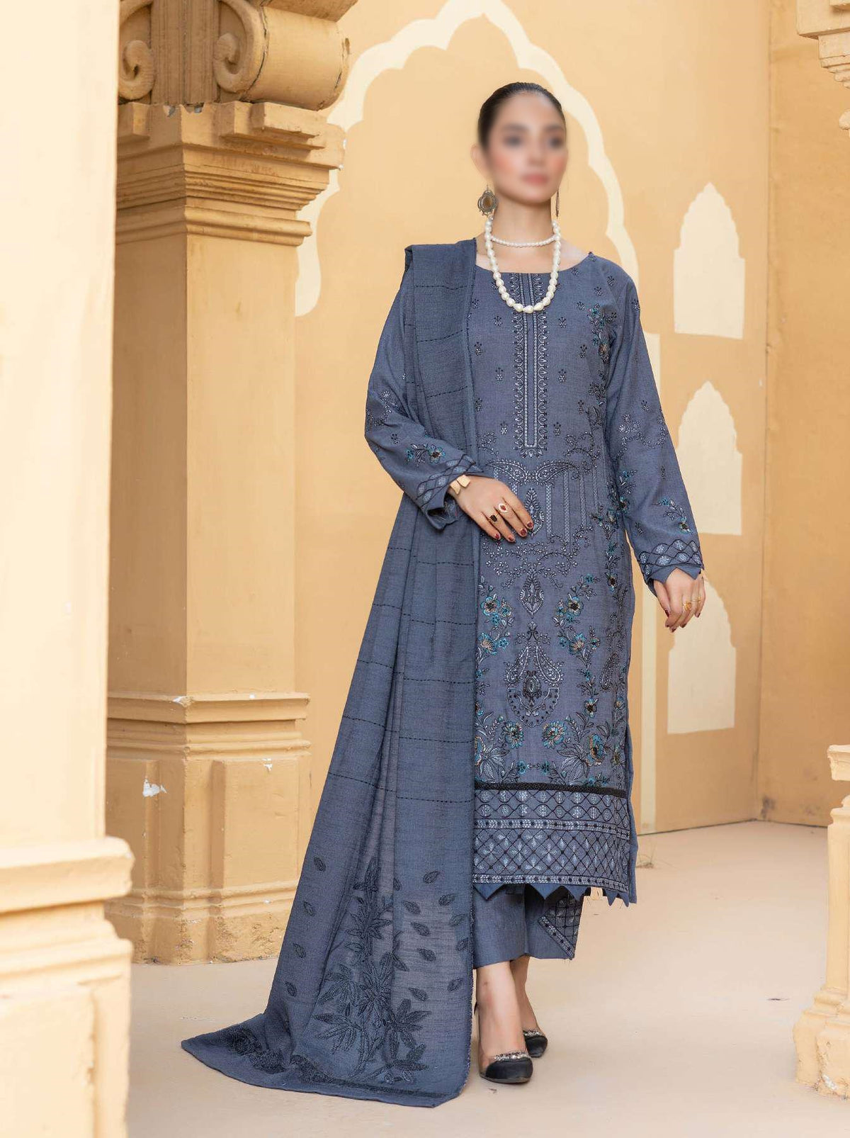 Haad E Nazar Fancy Winter Fabric With Shawl Coll:24 By Sobia Waseem D-02