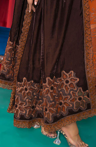 Momina 0.2 Fancy Winter Fabric Collection:24 By Sobia Waseem D-04