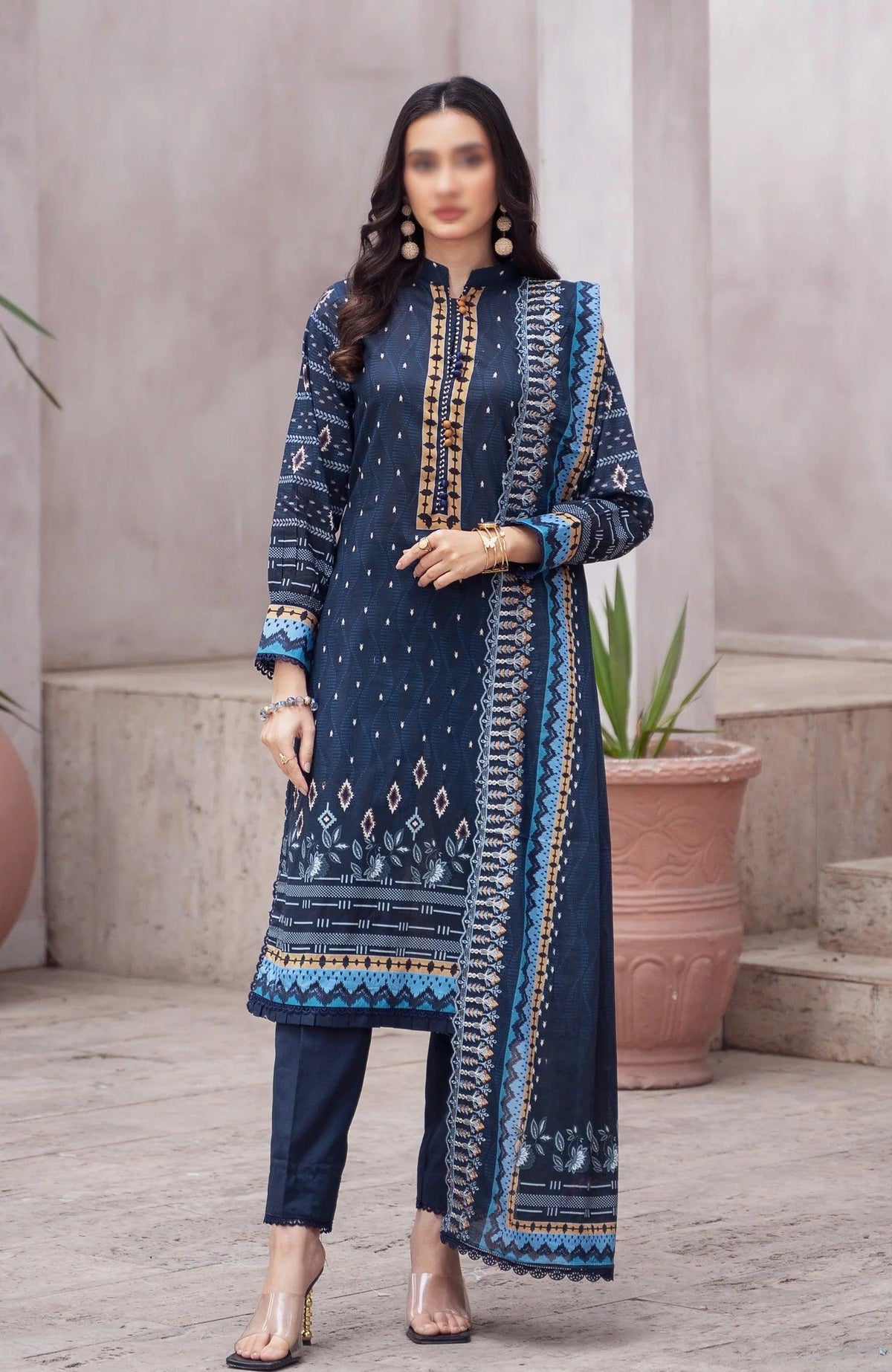Cutwork Bliss Lawn Dupatta Edition Vol-Three ALZOHAIB D-04