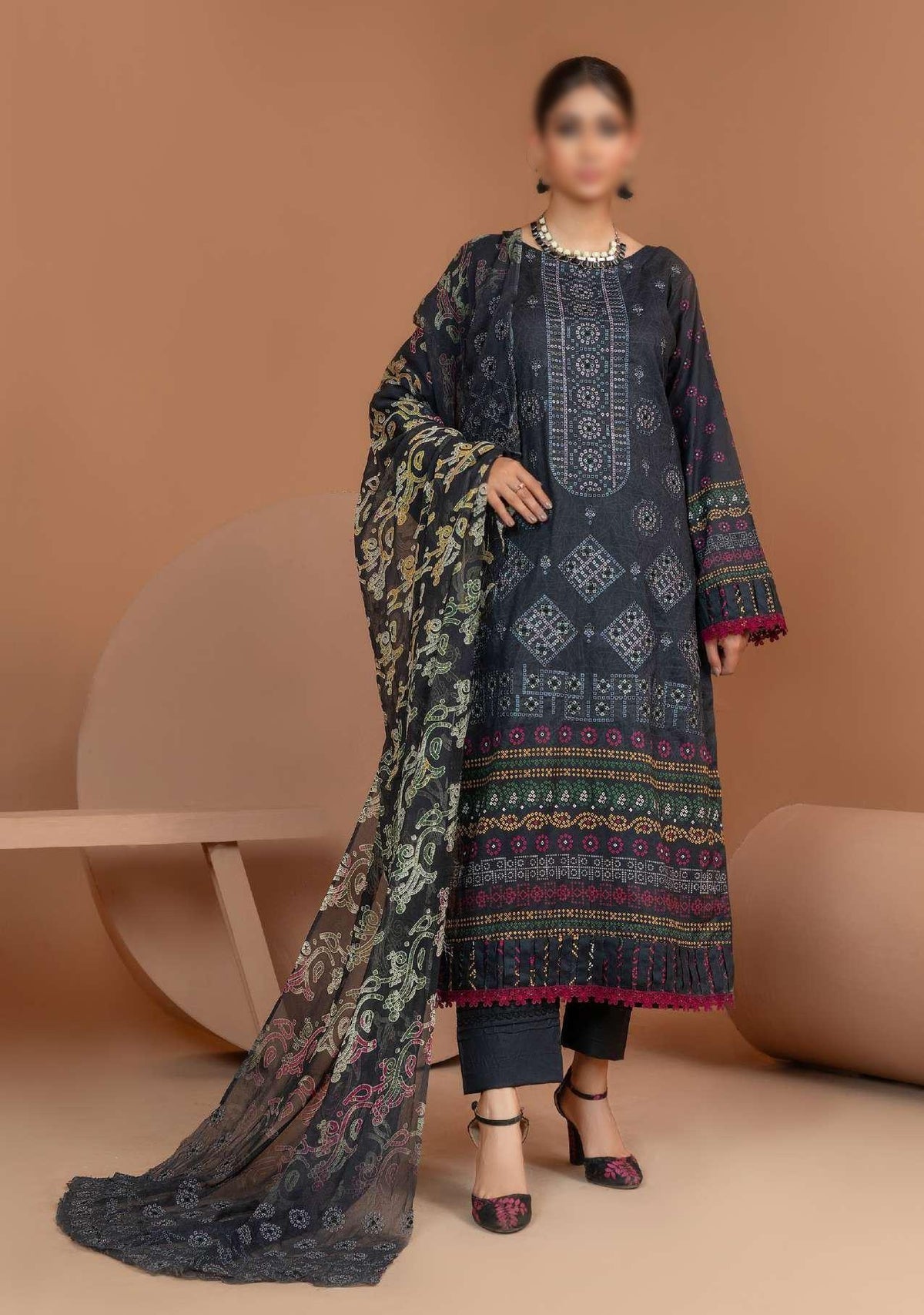 Marwa Semi Formal Embroidered Lawn Collection'24 D-06