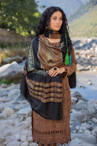 Shah Man Dhanak Zari Fancy Emb Coll:24 By Sobia Waseem D-08