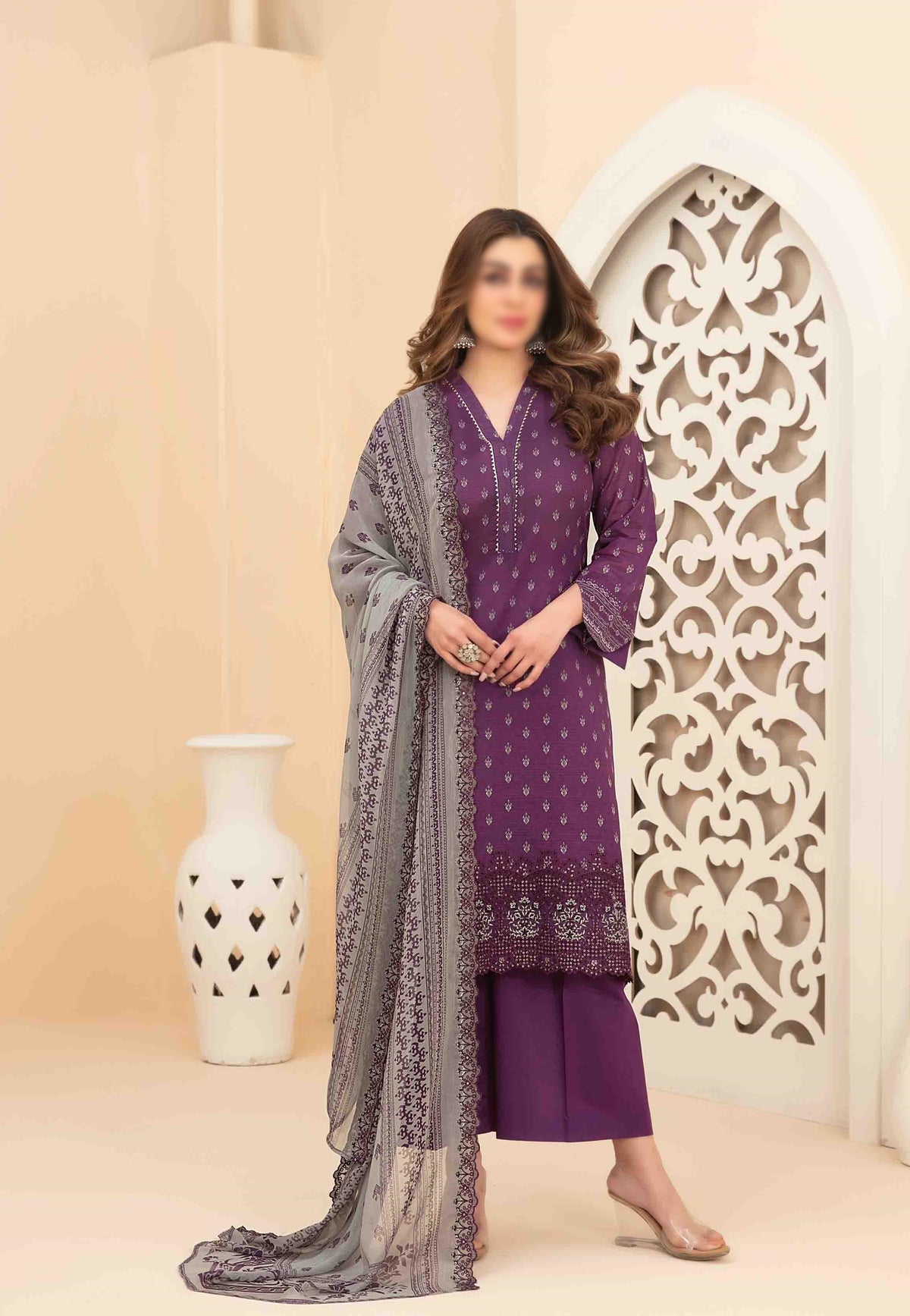 Saalihah Emb Lawn Print Un Stitched 3 Piece  Tawakkal Fabrics D-1113