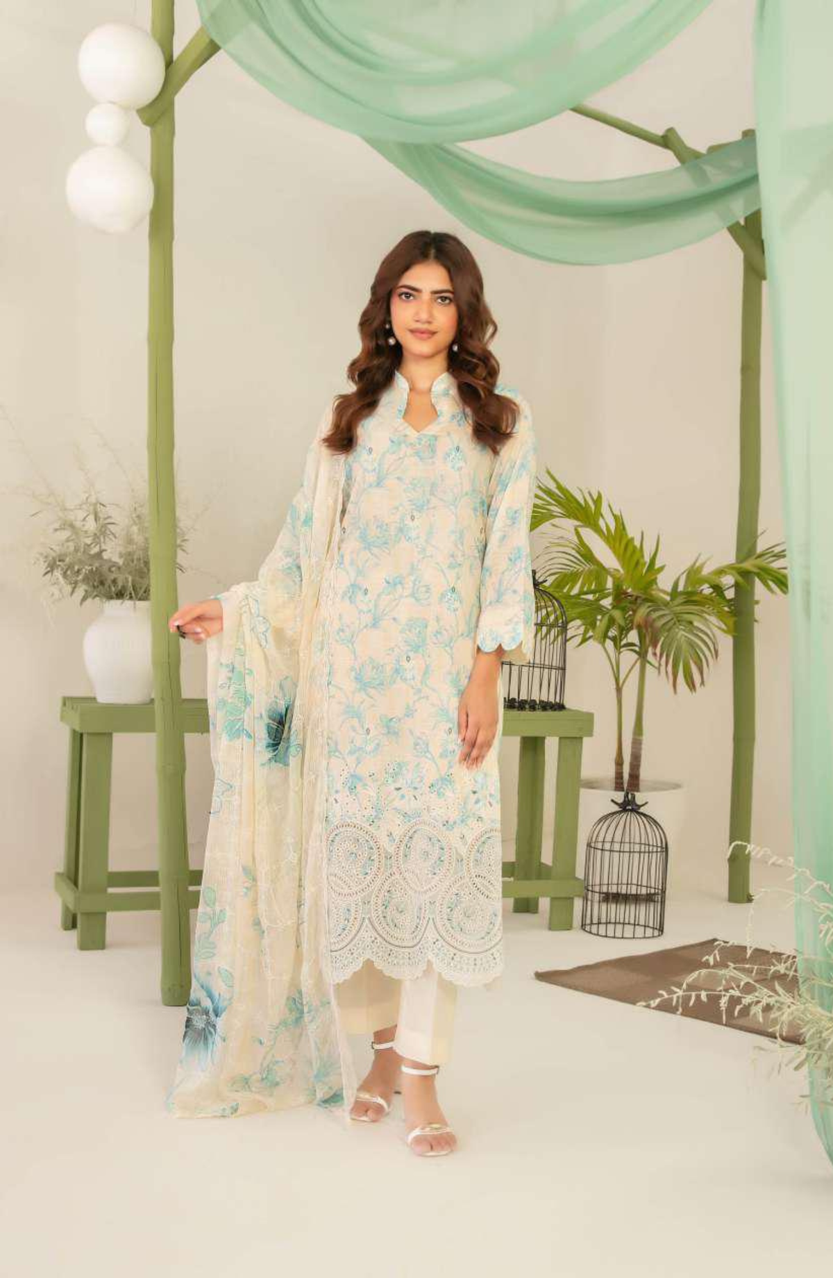 Sionya by Tawakkal Fabrics | Embroidered Digital Cross Slub Lawn 3 Piece Unstitched Suit D-5