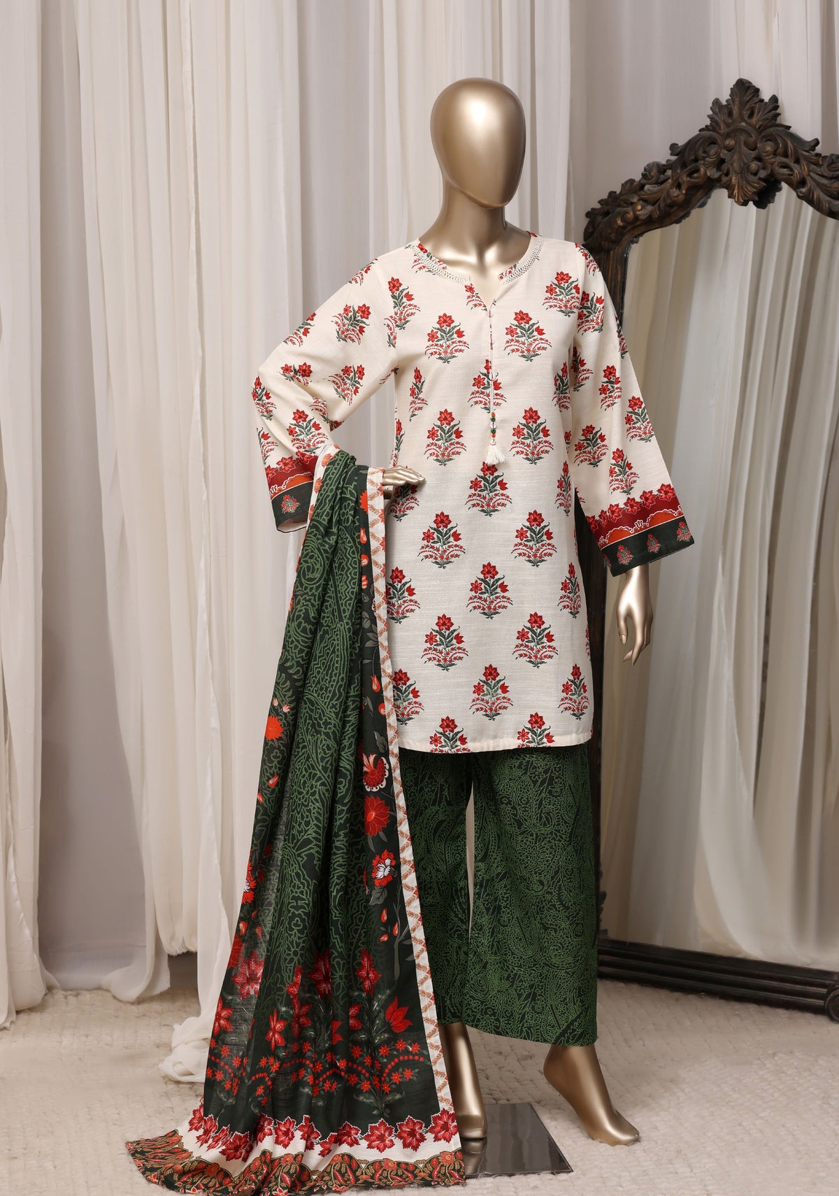 Sadabahar Printed Khaddar Winter collection Stitched 3 Piece Suit D-3