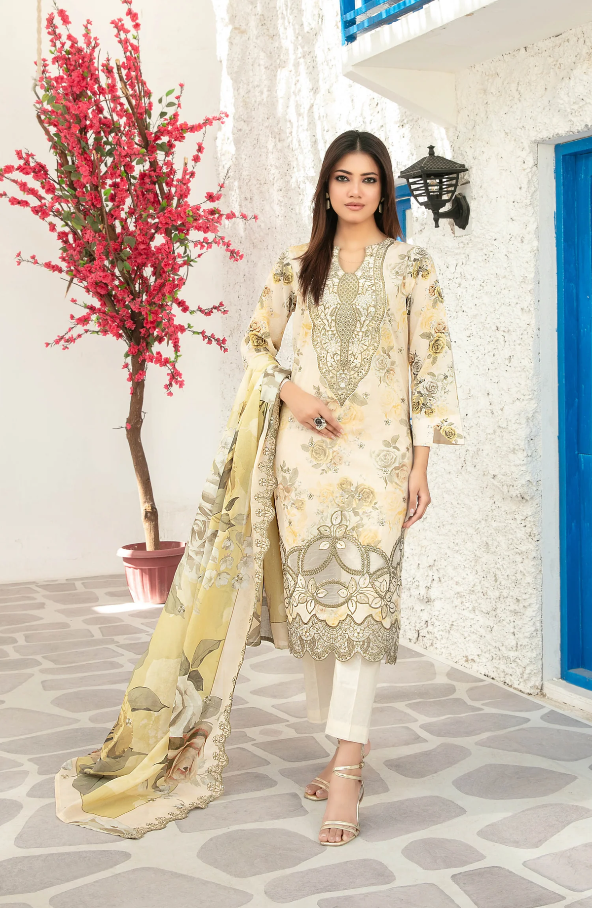 Parizah by Tawakkal | Embroidered Lawn 3 Piece Unstitched Suit D-6