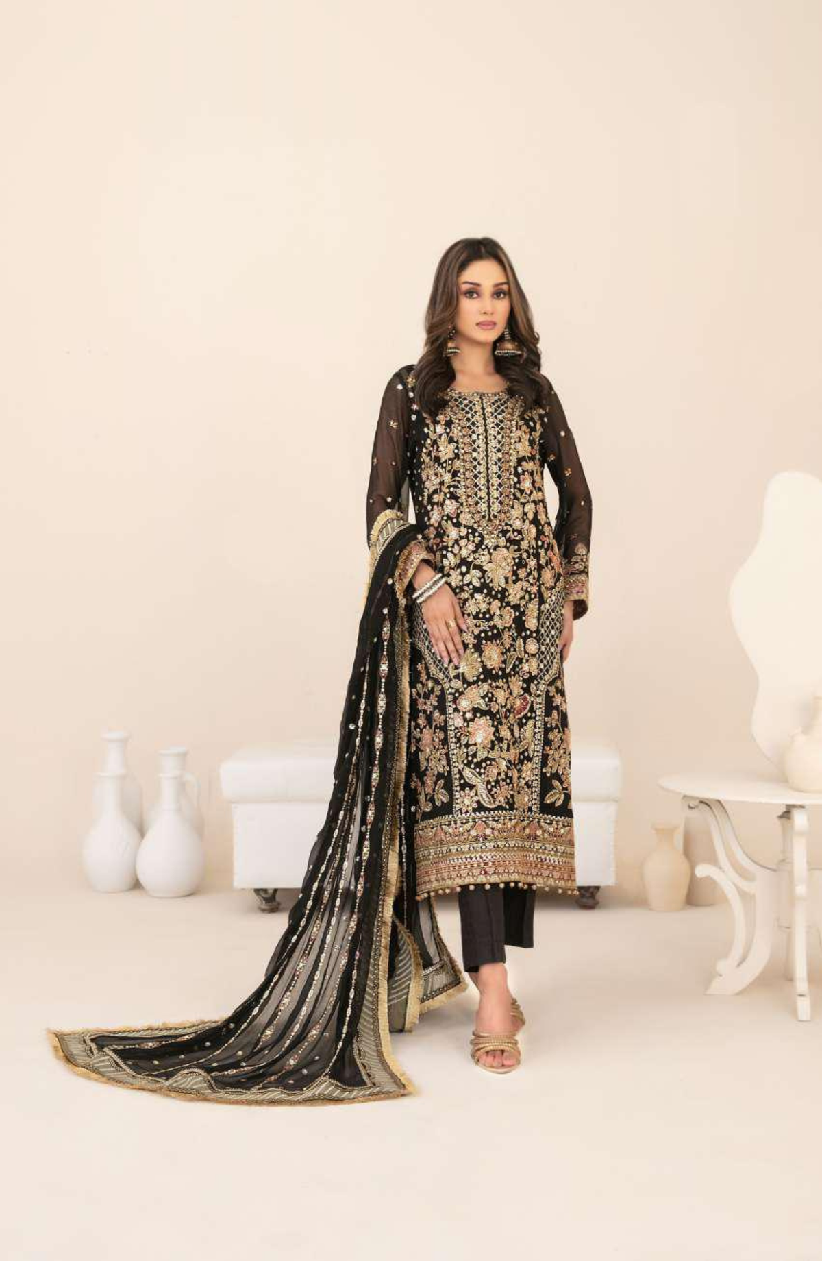 Libaas-E-Ishq by Tawakkal Fabrics | Fancy Embroidered Chiffon 3 Piece Semi-Stitched Suit D-4