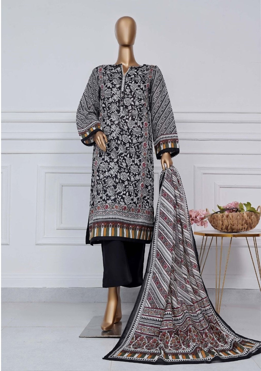 Printed Lawn Vol2 3 Piece Stitched Suit By Sadabahar2025 D-15