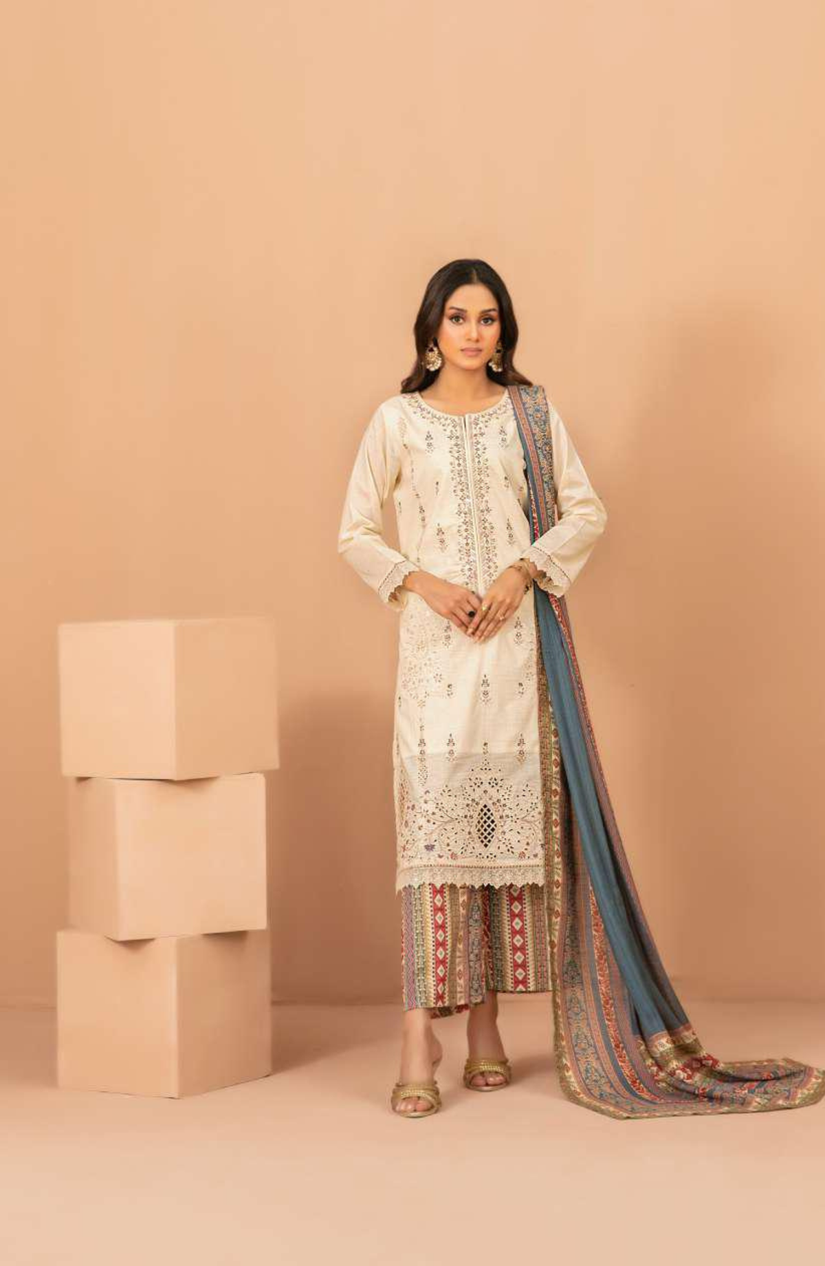 Lillia by Shahid Tawakkal | Fancy Embroidered Lawn 3 Piece Unstitched Suit D-3