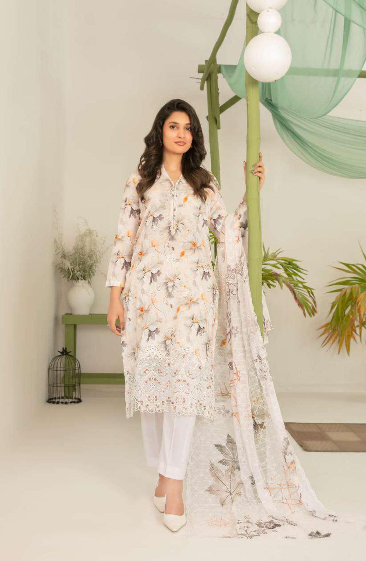 Sionya by Tawakkal Fabrics | Embroidered Digital Cross Slub Lawn 3 Piece Unstitched Suit D-3