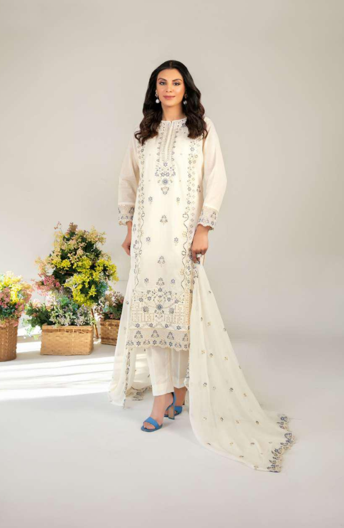 Amberea by Tawakkal Fabrics | Fancy Embroidered Lawn 3 Piece Unstitched Suit D-4