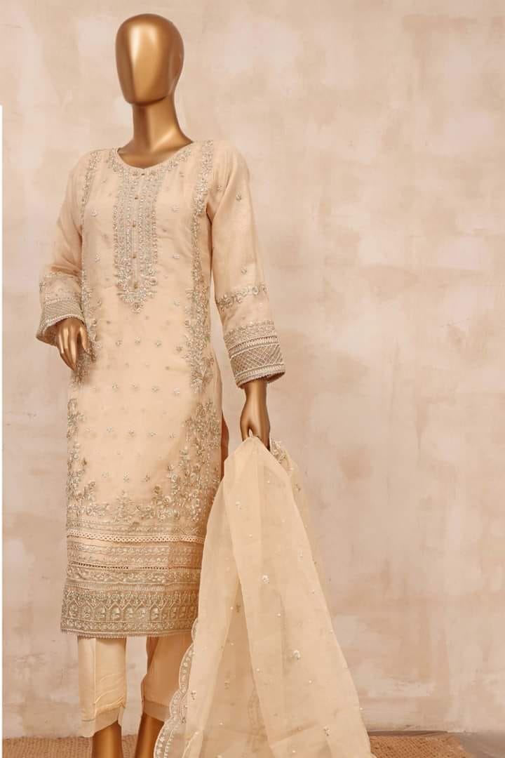 D-M 302 Mahpara Festive Formal Embroidered Pret Coll'23 By Sadabahar Stitched 3 Piece