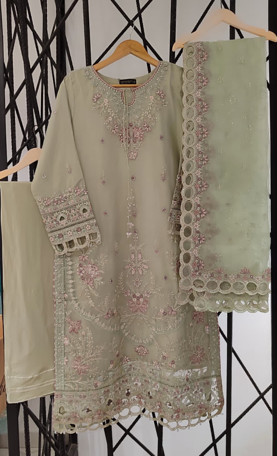 Mahpara by Sadabahar | Organza Embroidered 3 Piece Stitched Suit D-5