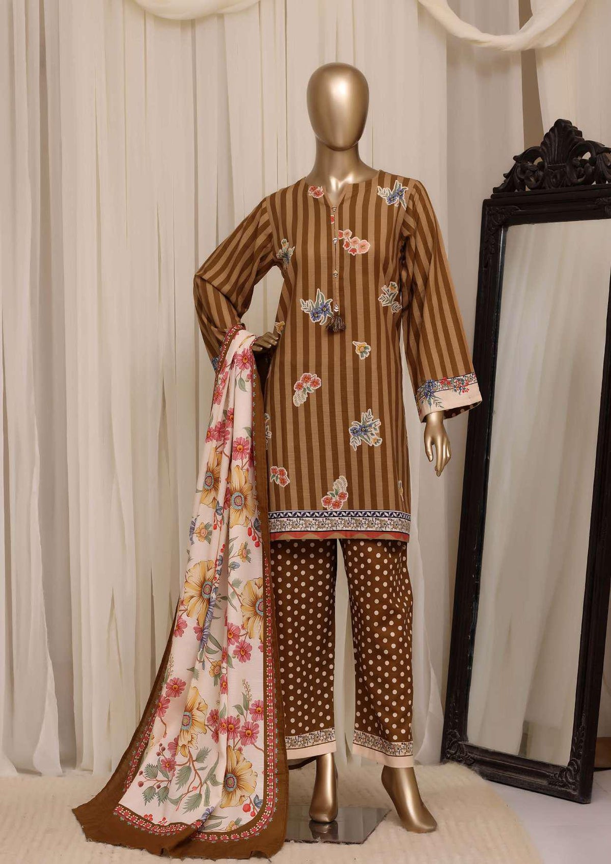 Sadabahar Printed Khaddar Stitched 3 Piece Suit D-8