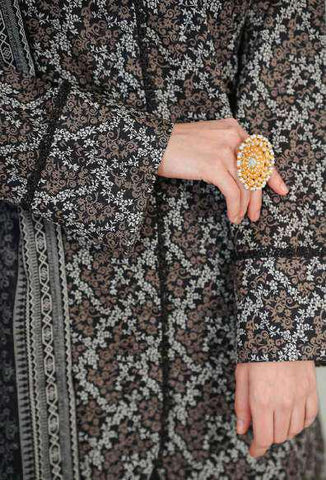 VS DAMAN Exclusive Printed Lawn Unstitched 3 Piece Suit D-11