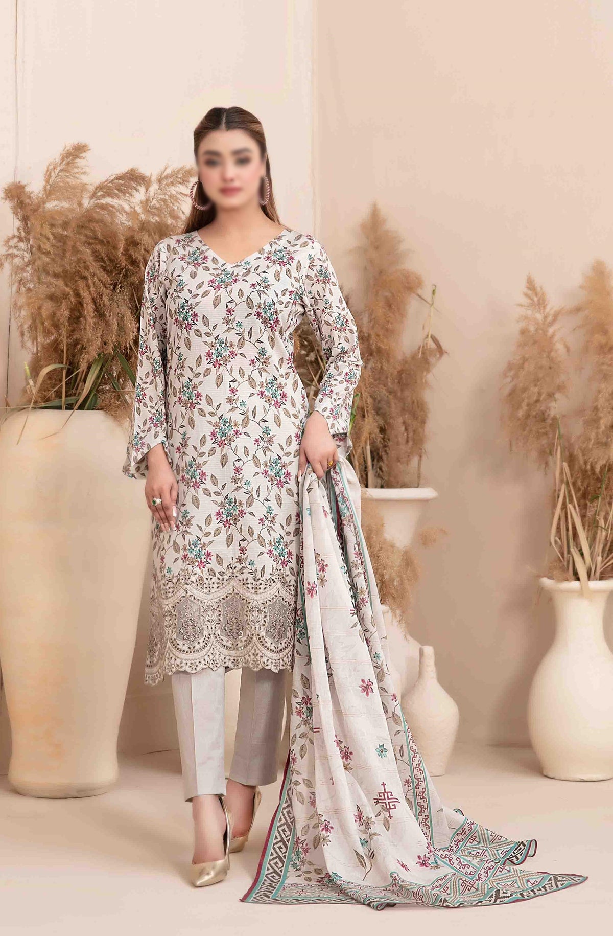 Meheroon Embroidered Lawn Digital Print D-07