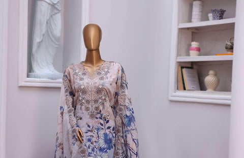 Winter Cut Dana | 3 Piece Semi-Stitched Embroidered Suit D-6