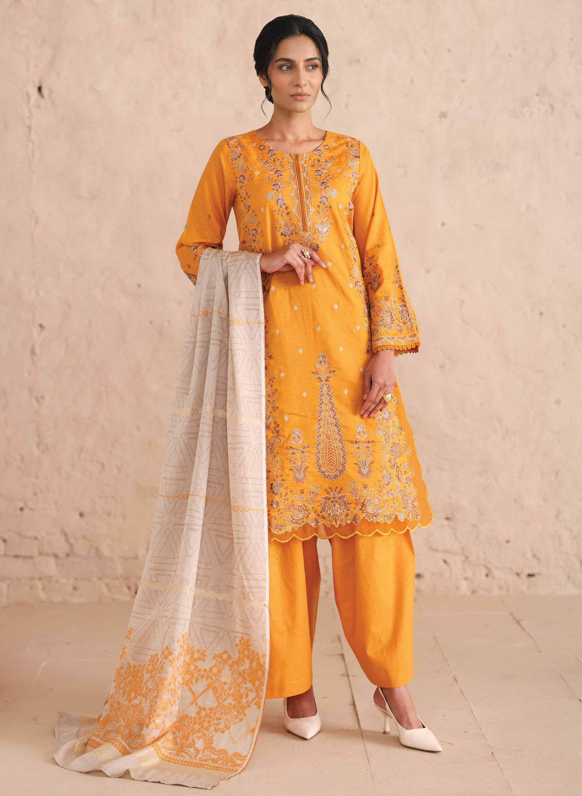 Johra Vasal Embroidered Lawn Unstitched 3 Piece Suit D-6