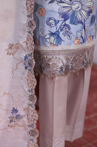 Winter Cut Dana | 3 Piece Semi-Stitched Embroidered Suit D-6