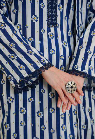 VS DAMAN Exclusive Printed Lawn Unstitched 3 Piece Suit D-21