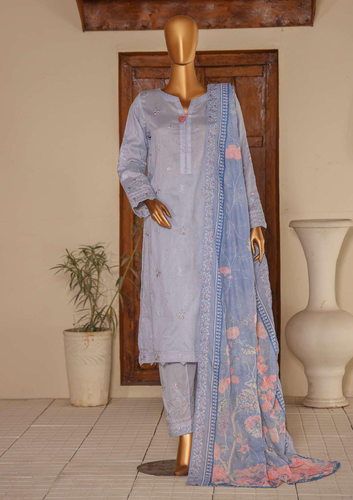 Mayaar Embroidered Un-Stitched 3 Piece Collection By HZ Textile D-10