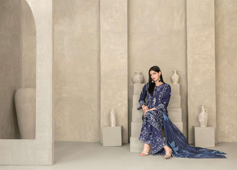 ZAYRA by Tawakkal Fabrics | Fancy Embroidered Cross Slub Lawn 3 Piece Semi-Stitched Suit D-4