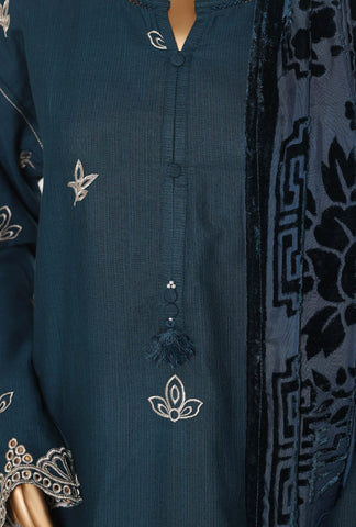 SADABAHAR Luxury Khaddar Karandi with Palachi Shawl 3Pc Stitched D-03