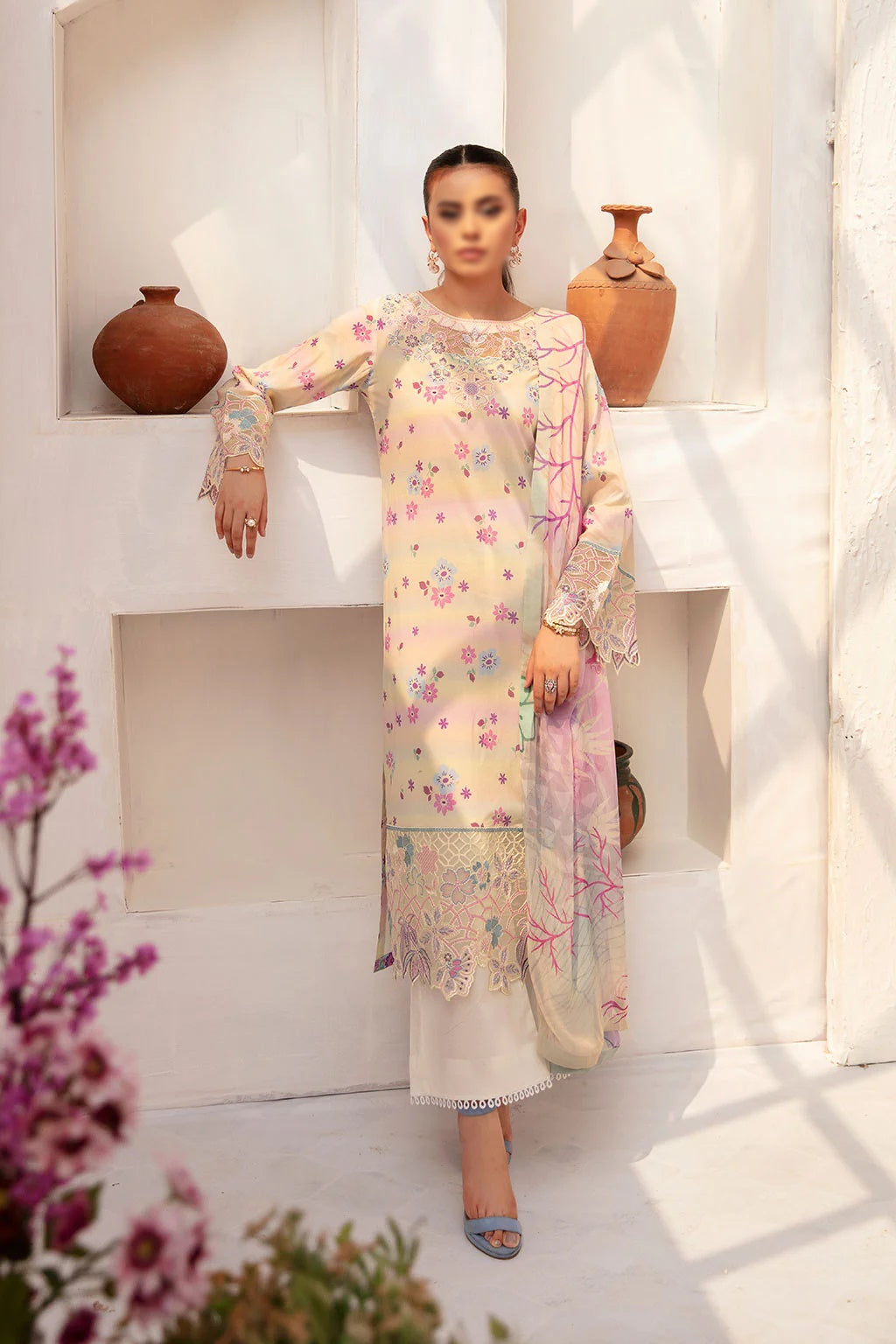 Rangrez Luxury Lawn Vol-07 By Ramsha D-03