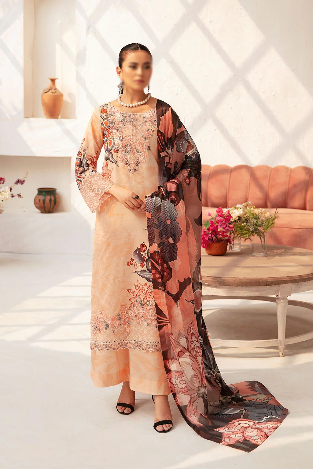 Rangrez Luxury Lawn Vol-07 By Ramsha D-01